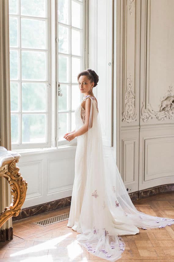 robe de mariee avec cape faith cauvain 