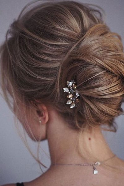 chignon banane mariage original