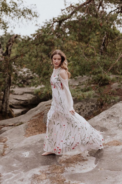 robe de mariee fleurie elodie courtat