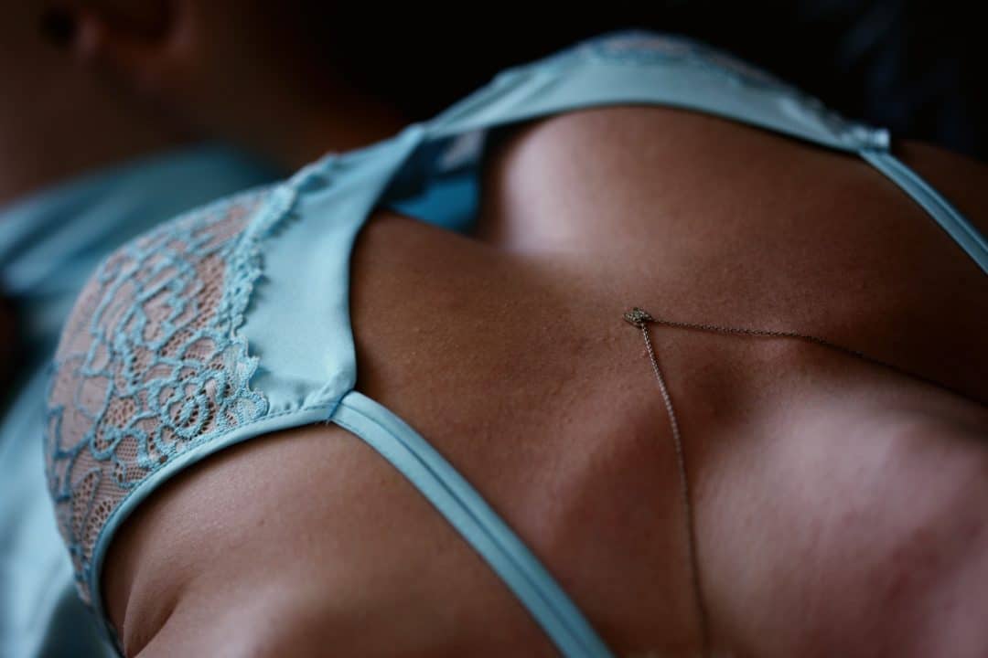 comment choisir sa lingerie de mariage 3