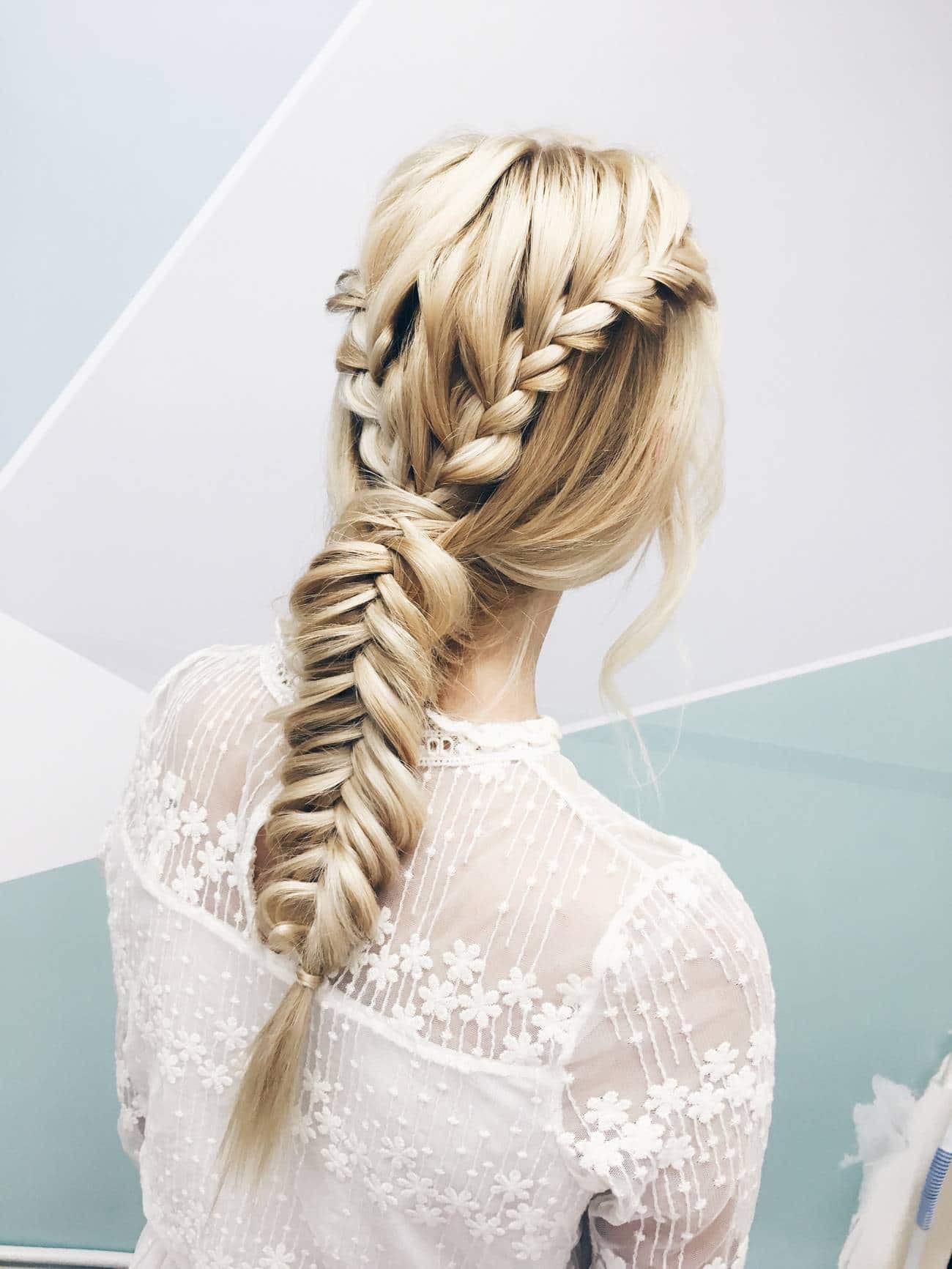 10 coiffures de mariage pour cheveux longs