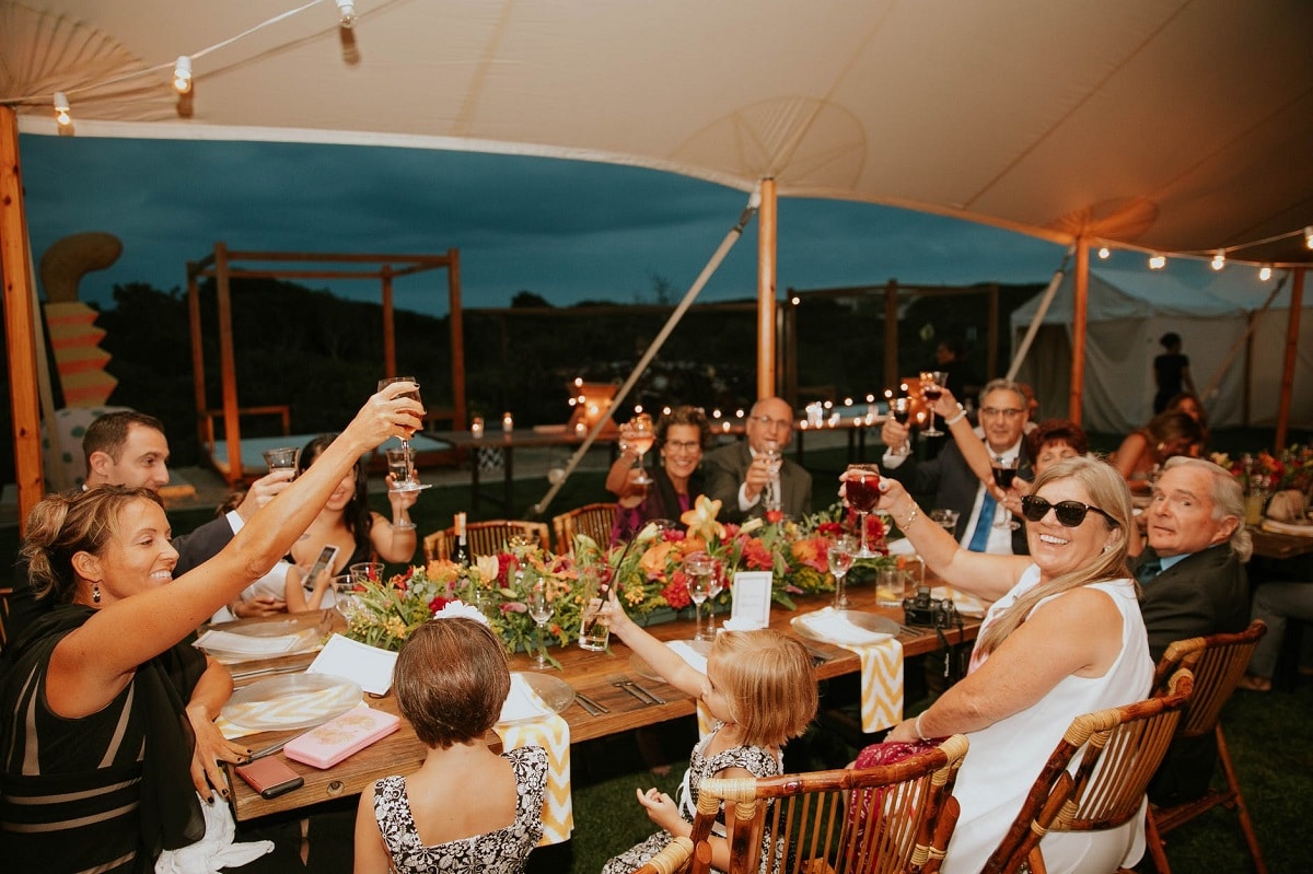 Mariage en petit comité qui inviter