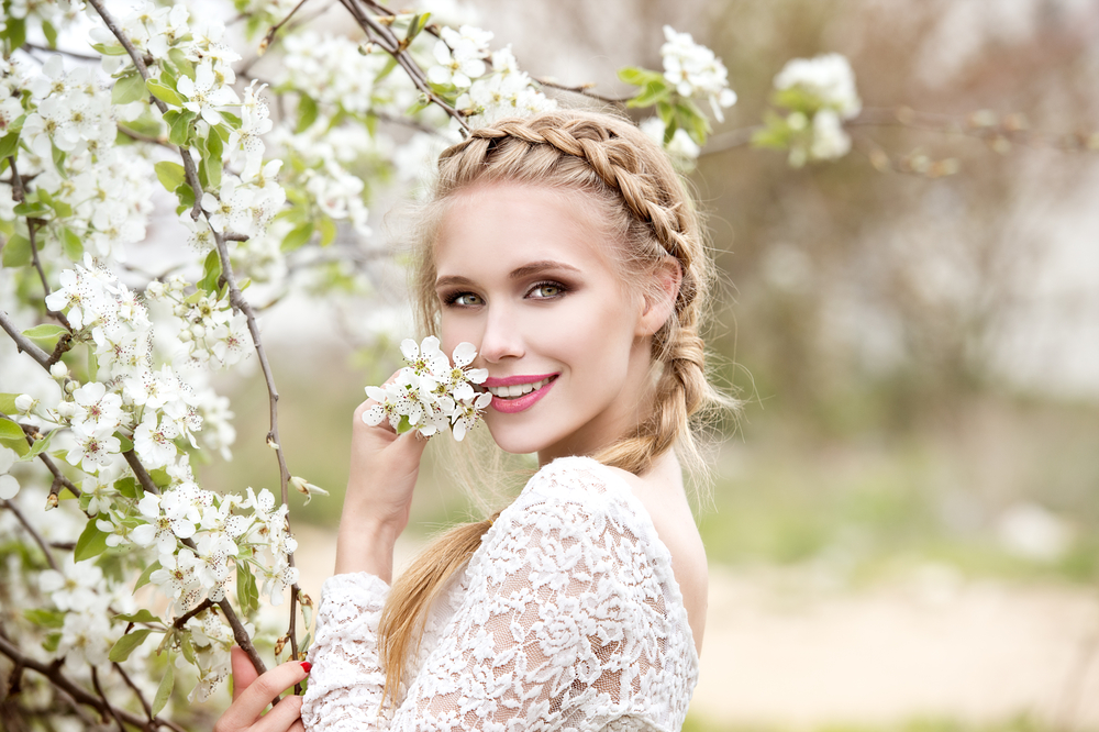 10 coiffures de mariage avec une tresse