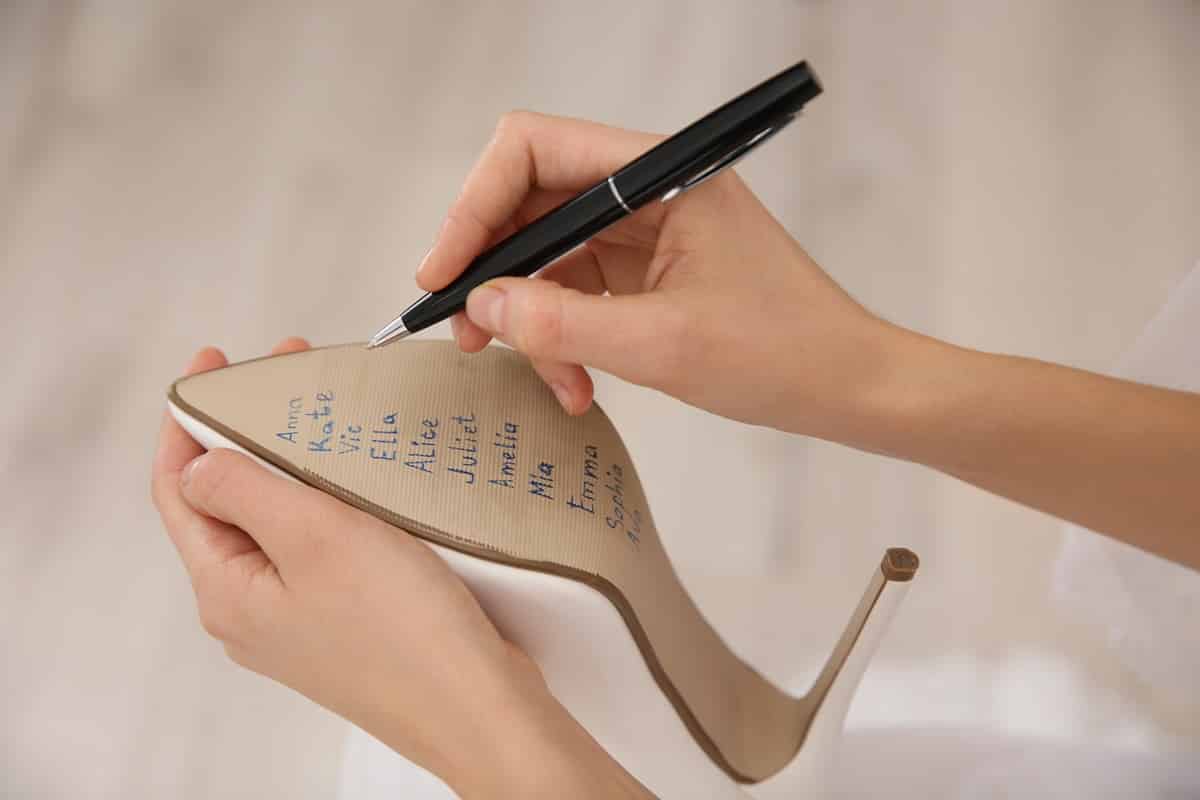 Les superstitions de mariage à travers le monde  porte-bonheur, malédictions et rituels pour assurer un mariage heureux