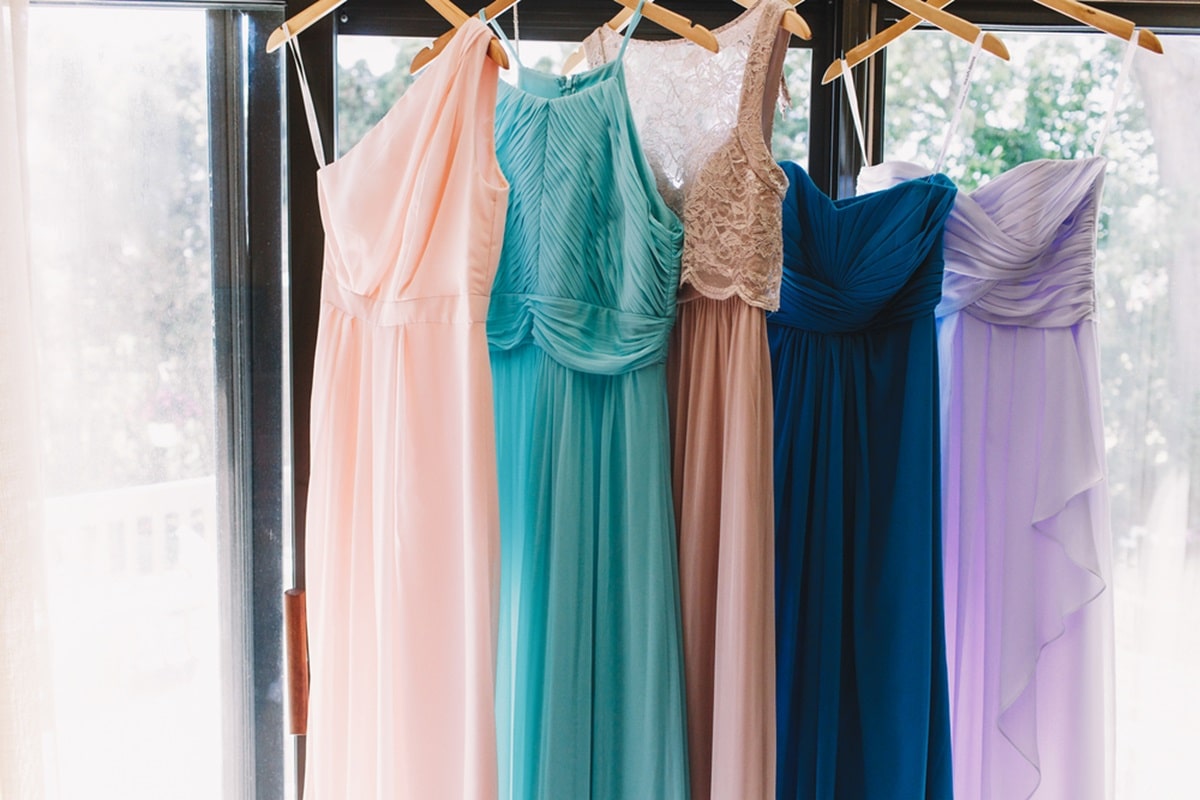 tenue d'invitée pour un mariage religieux